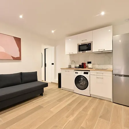 Apartament Climatise Porte Versailles Paryż