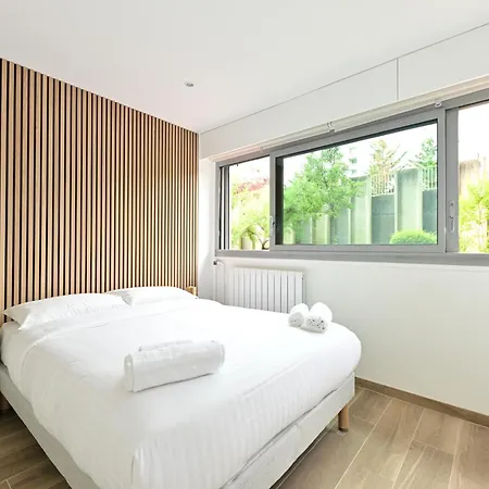Apartment Climatise Porte Versailles *