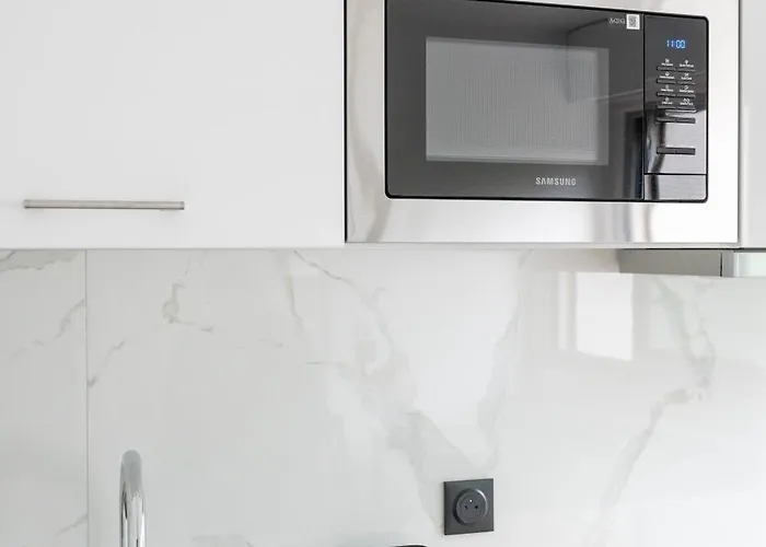 Climatise Porte Versailles דירה